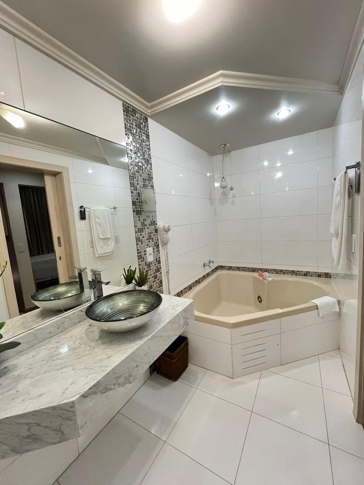 Regente Hotel باتو برانكو المظهر الخارجي الصورة